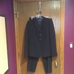 Jones New York Collection 2 pc Suit